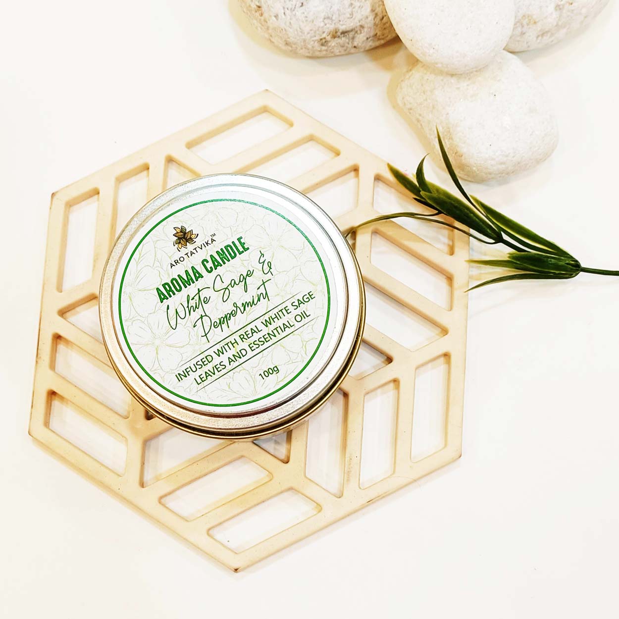WHITE SAGE AND PEPPERMINT AROMA CANDLE (100g)